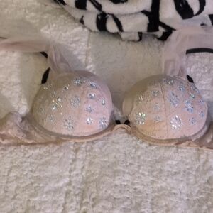 Victoria's Secret Cream Bra with Sequin Accents
